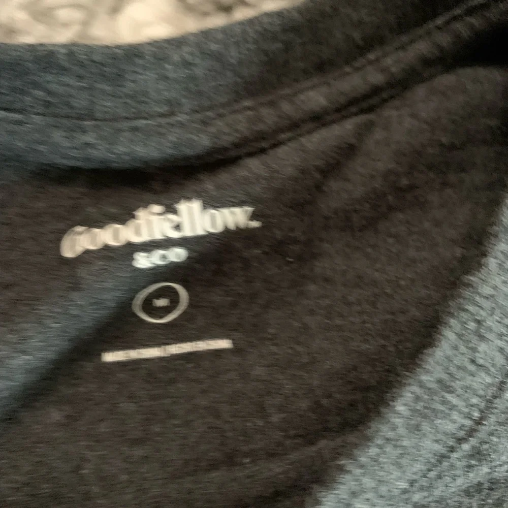 Goodfwllow & Co 💯% Cotton Gray Sweater Size Medium